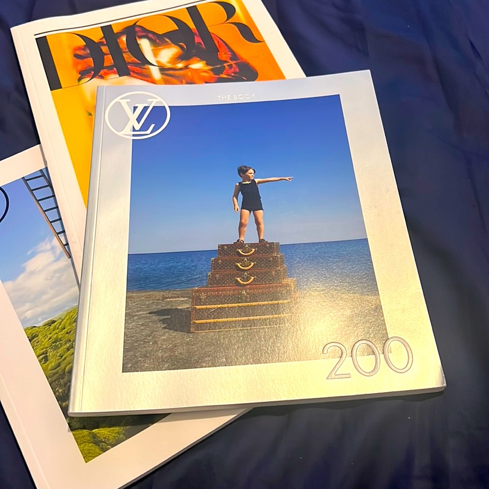 Louis Vuitton The Book 200